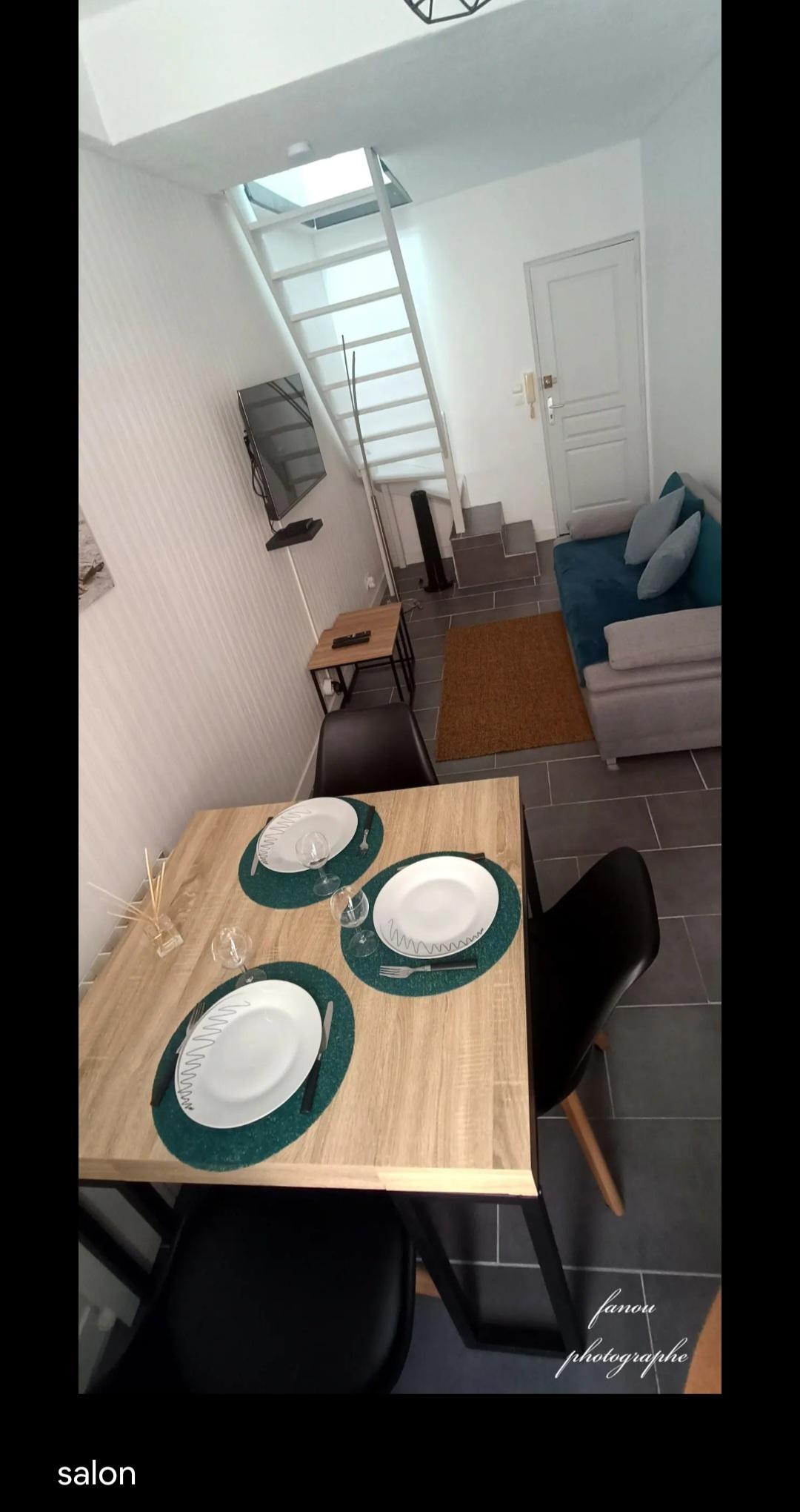 GreenGo T2 cœur de Sète – "Halles & canal à pied"