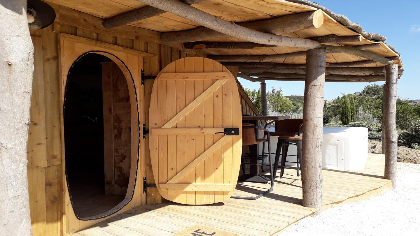 Logement GreenGo: Maison du hobbit insolite avec spa privatif Aude - Image 18