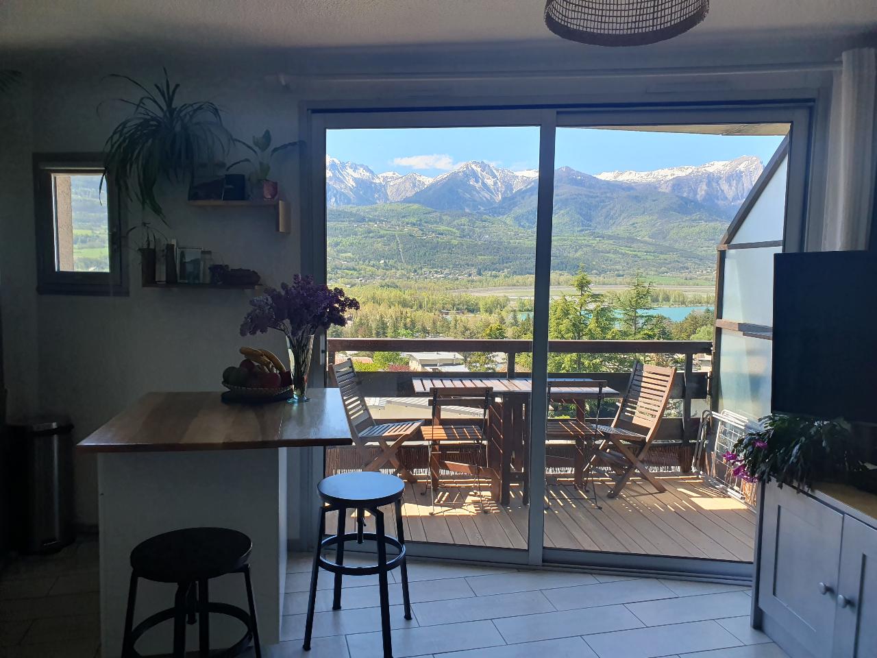 Hôte GreenGo: Studio chaleureux avec vue panoramique sur les montagnes, le lac et le plan d'eau Embrun - Image 2