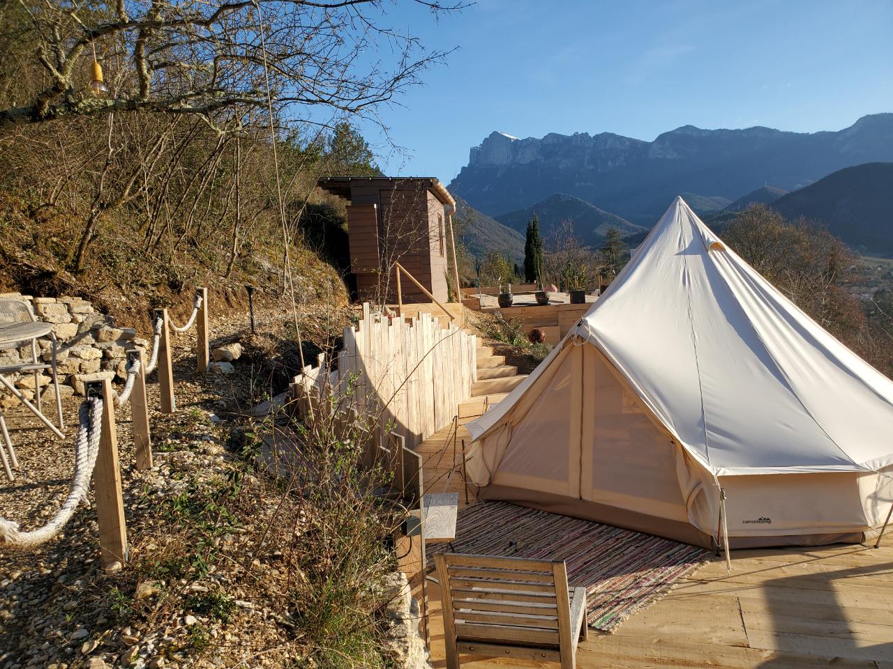 Hôte GreenGo: Domaine Thym et Romarin - Tente Lodge