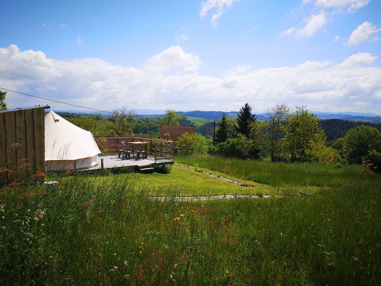 Logement GreenGo: La Montoncel avec son panorama sur la Montagne Bourbonnaise - Image 2
