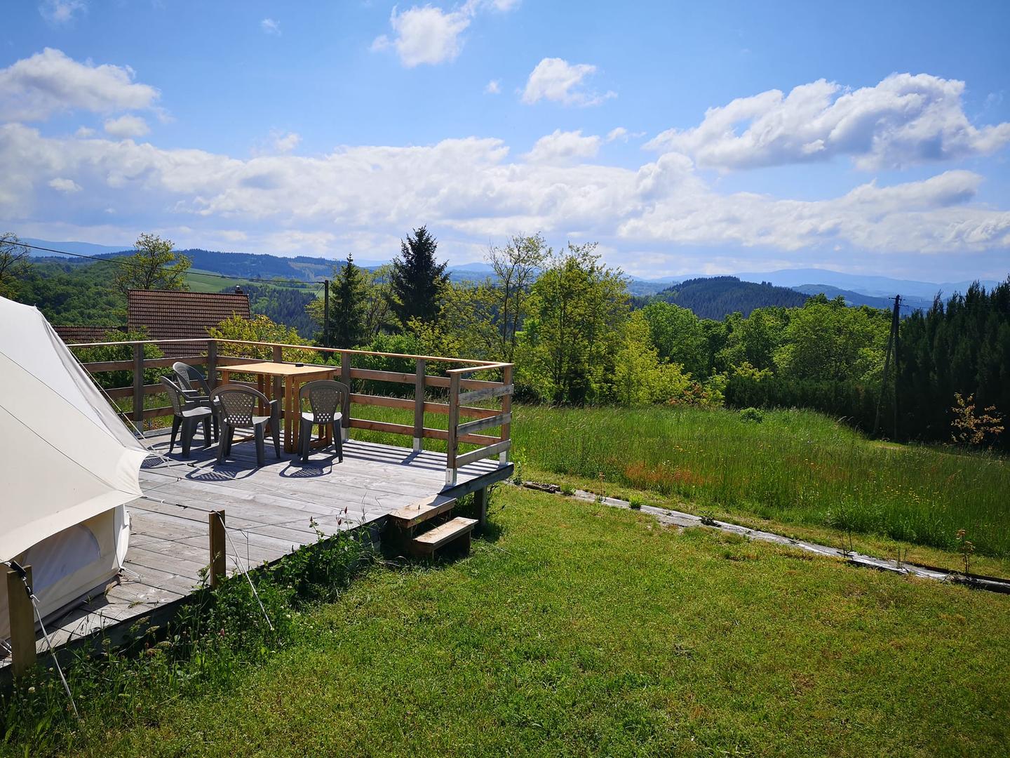 Logement GreenGo: La Montoncel avec son panorama sur la Montagne Bourbonnaise - Image 3