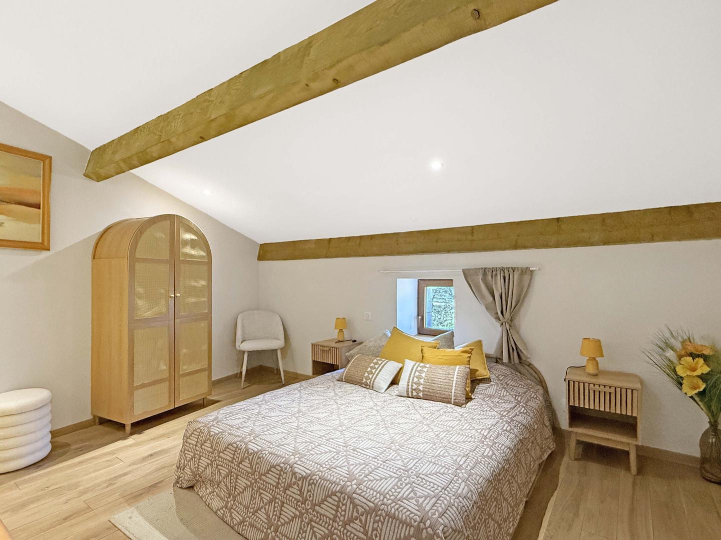 orderedImageAlt_accommodation_default