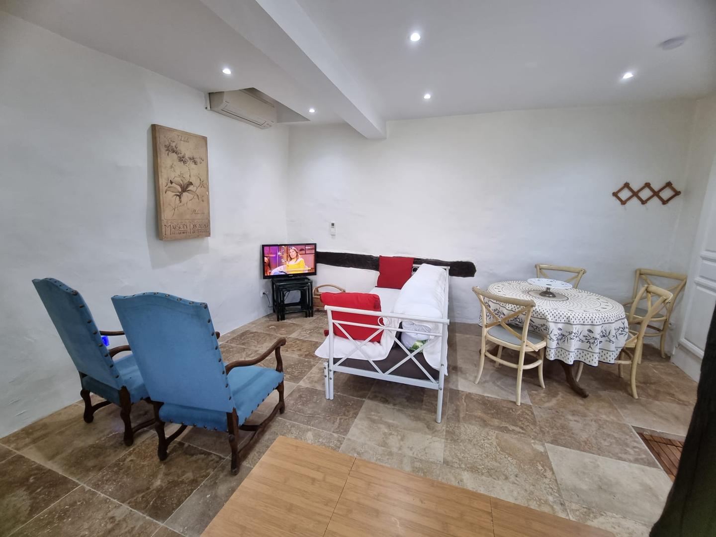GreenGo Provence : maison en hameau chaloureux avec clim