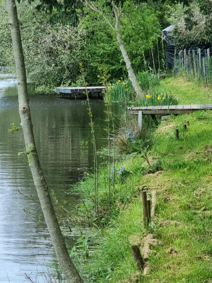 GreenGo Angélique au bord du lac