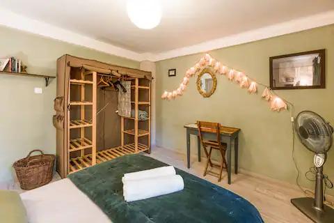 orderedImageAlt_accommodation_default