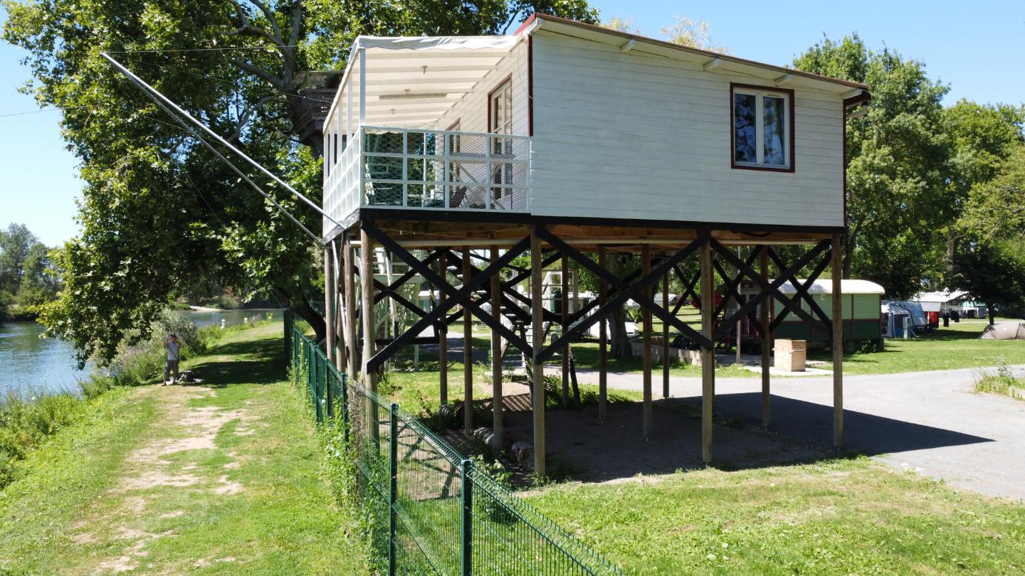 Camping belle rivire - Logement insolite  Chaniers | GreenGo