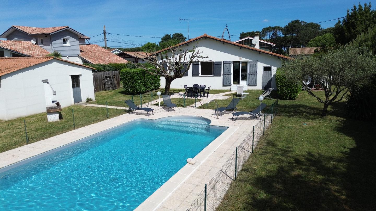 Hôte GreenGo: L'ostaou du Bassin - Maison familiale Testerine avec piscine & climatisation
