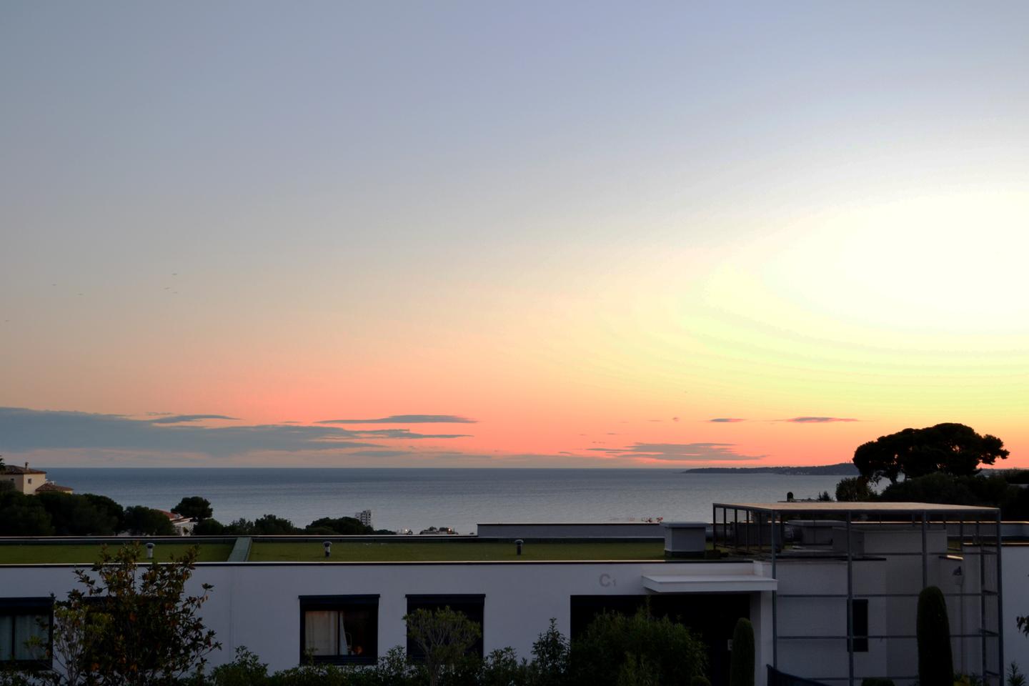 Hôte GreenGo: Charmant 2P au calme, Vue Mer Panoramique, Terrasse Privée 30m2, Piscine