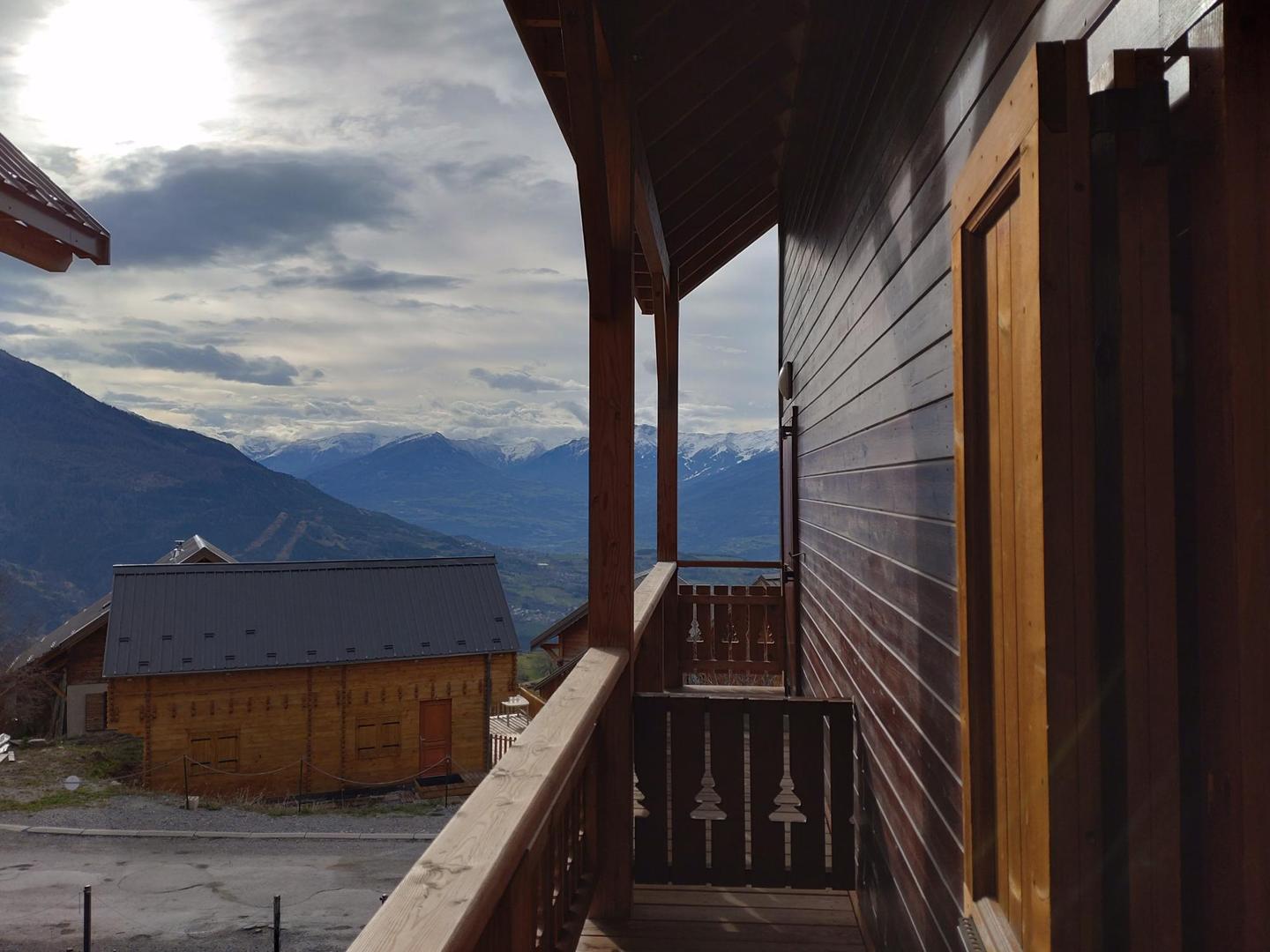  Hautes-Alpes En forêt