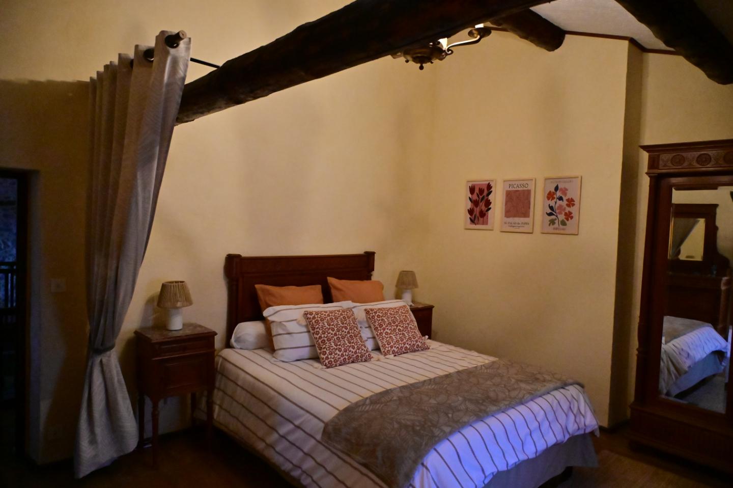 orderedImageAlt_accommodation_default