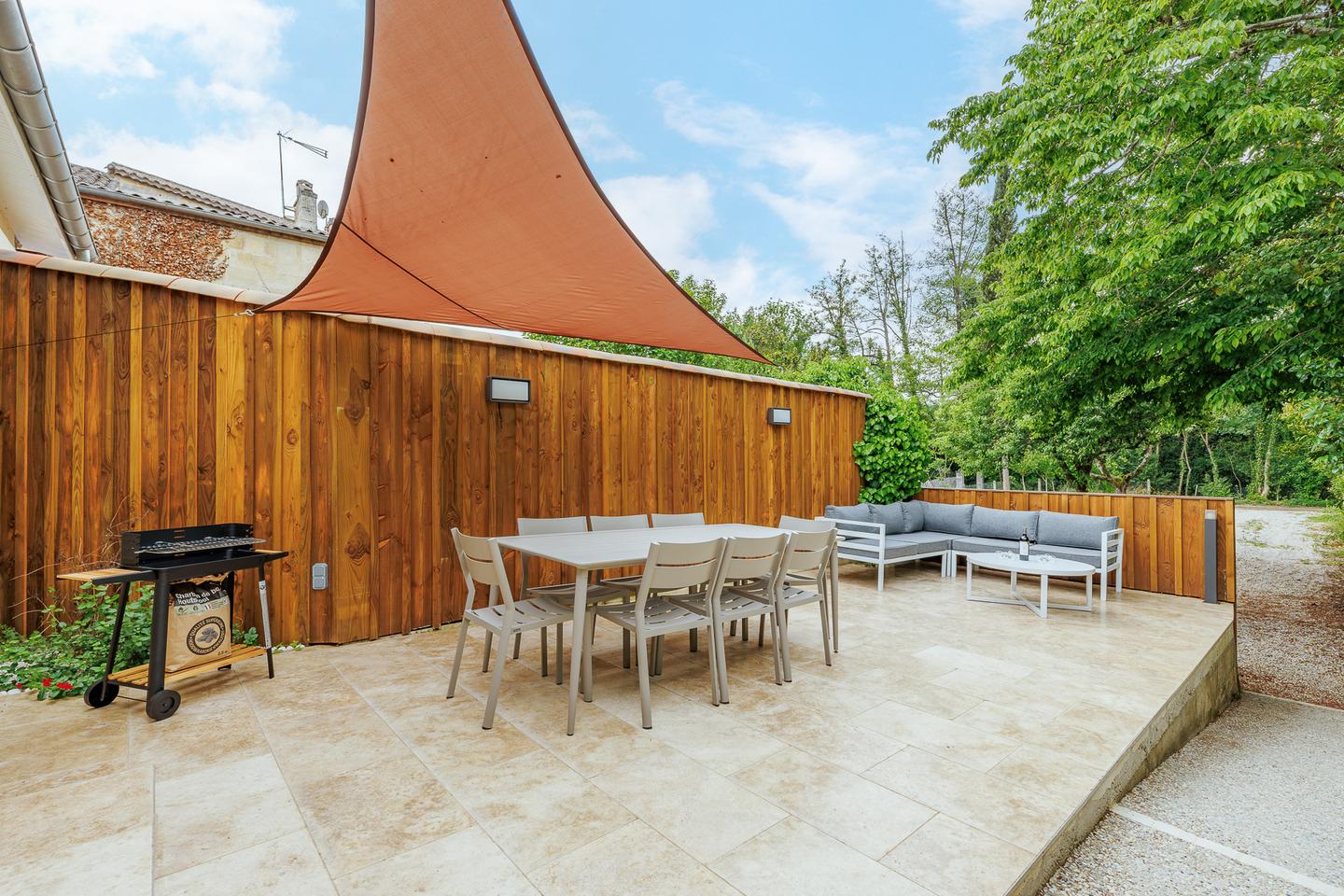 Charmant atelier | Clim | Jacuzzi | Parking | Jardin