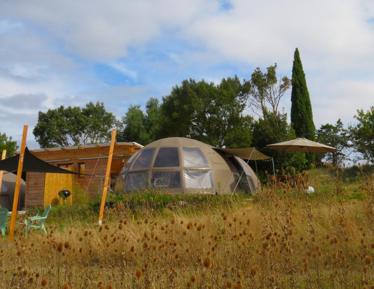 Logement GreenGo: Tentes panoramiques de luxe avec cadre en bois - Image 7