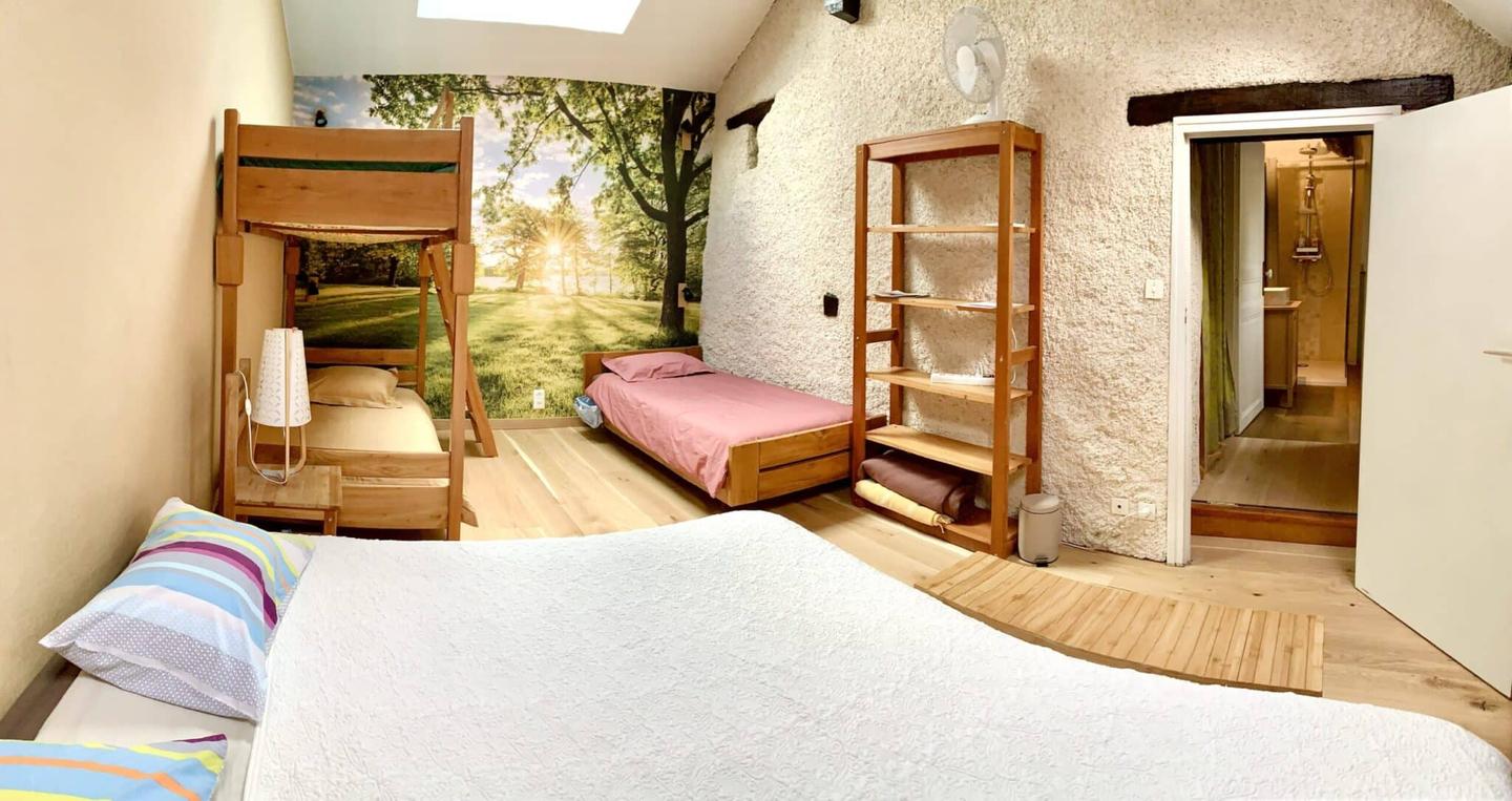 Logement GreenGo: Chambre familiale "Nonette" avec salle de bains privative - Image 4