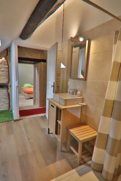 Logement GreenGo: Chambre familiale "Nonette" avec salle de bains privative - Image 3
