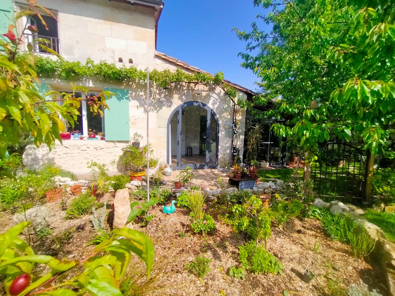 Gîte jardin du chay