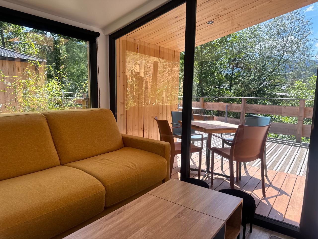 Logement GreenGo: Le Binôme, 2 Tiny Houses reliées par une grande terrasse avec bain nordique - Image 16