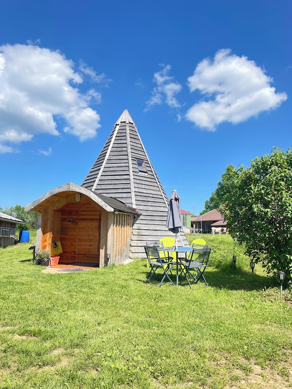 Hôte GreenGo: L’Atipik Jura (tipi Bois Tout Confort)