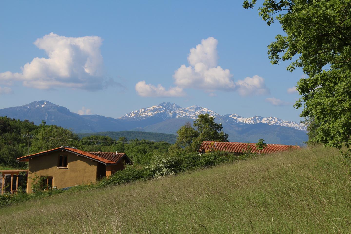 Logement GreenGo: Maison construit ecologique au pied des Pyrénées