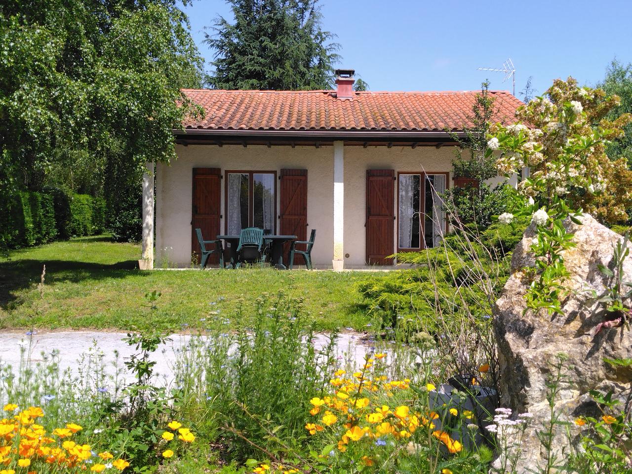 Logement GreenGo: Maison Commingeoise 2 Chambres au Lac Saint Georges, Village Vacances & Camping