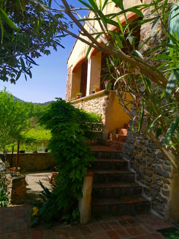 GreenGo Gîte 3* le Mas sur le Rocher avec piscine en Cèze Cévennes