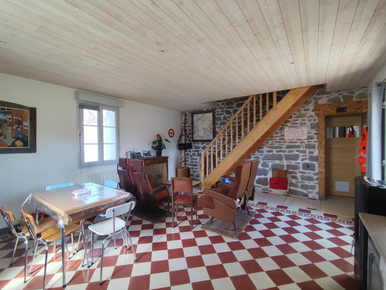GreenGo La maison du garde barrière