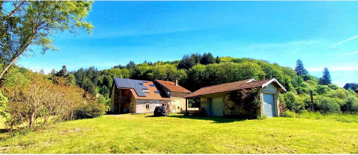 Gîte au Pradin-échappée nature et détente spa.