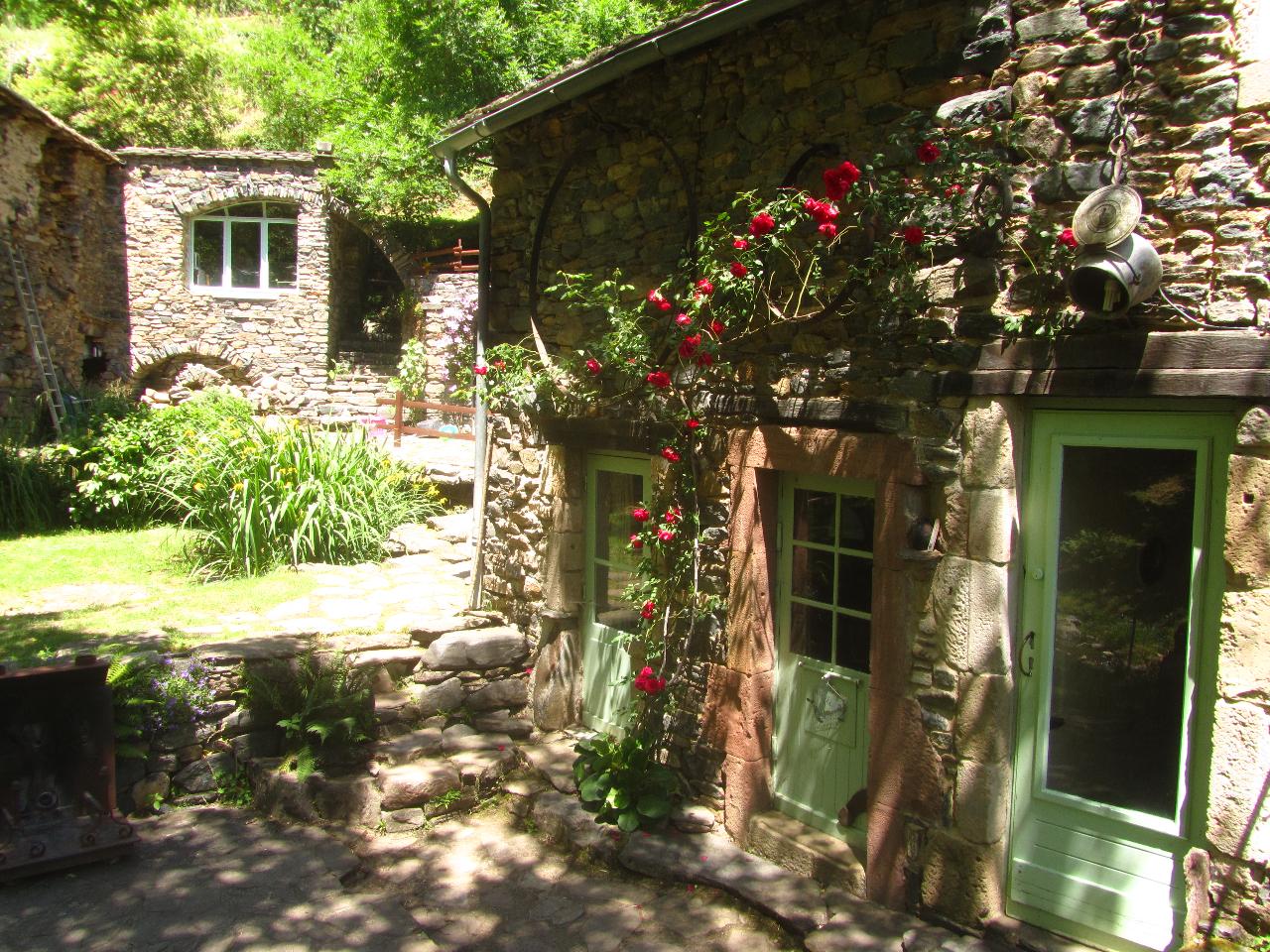 Location Aveyron À la campagne