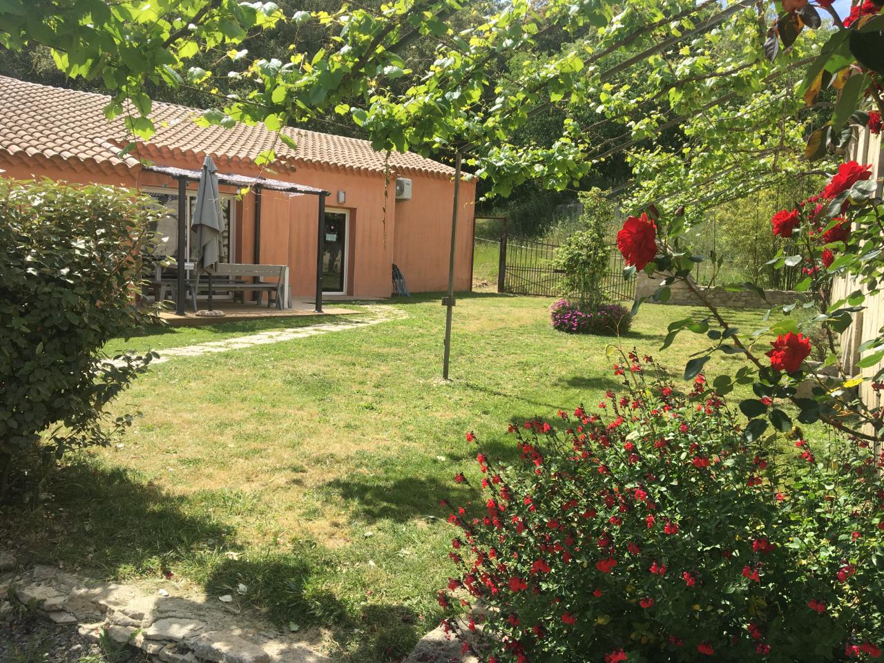 Logement GreenGo: Gîte chez le vigneron dans le Piémont Cévenol