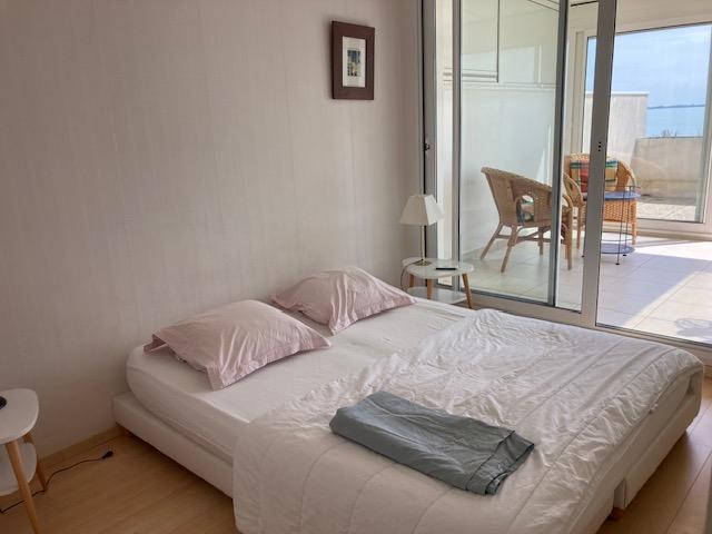 GreenGo Appartement avec terrasse et vue panoramique sur l’océan.