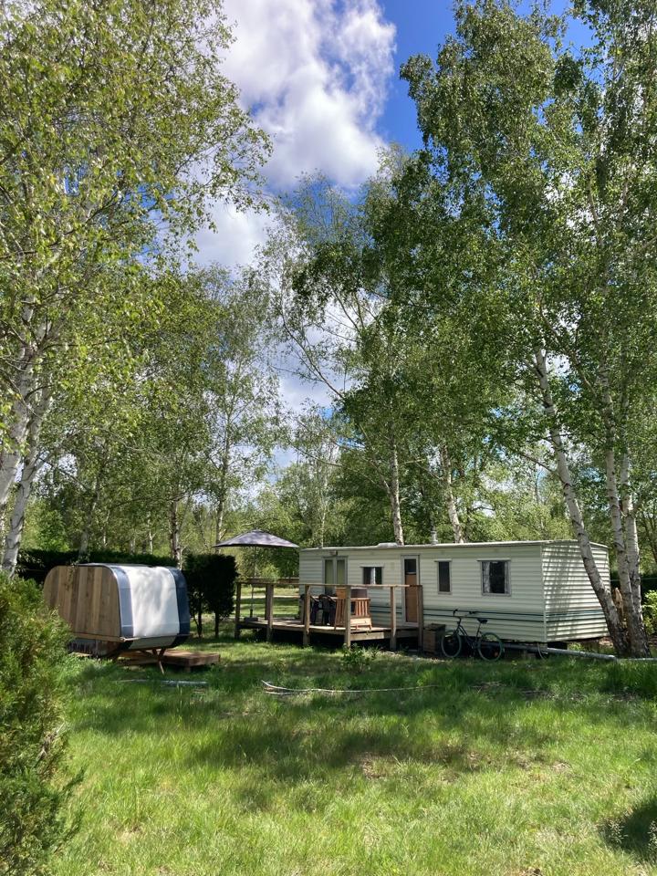 Hôte GreenGo: Mobil-home 6 places et sa mini caravane 2 places, Médoc écolieu camping lac et accès forêt.