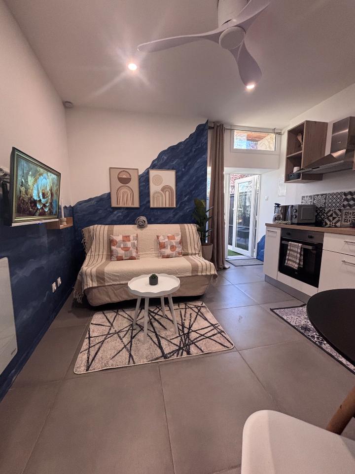 Studio rénové tout équipé