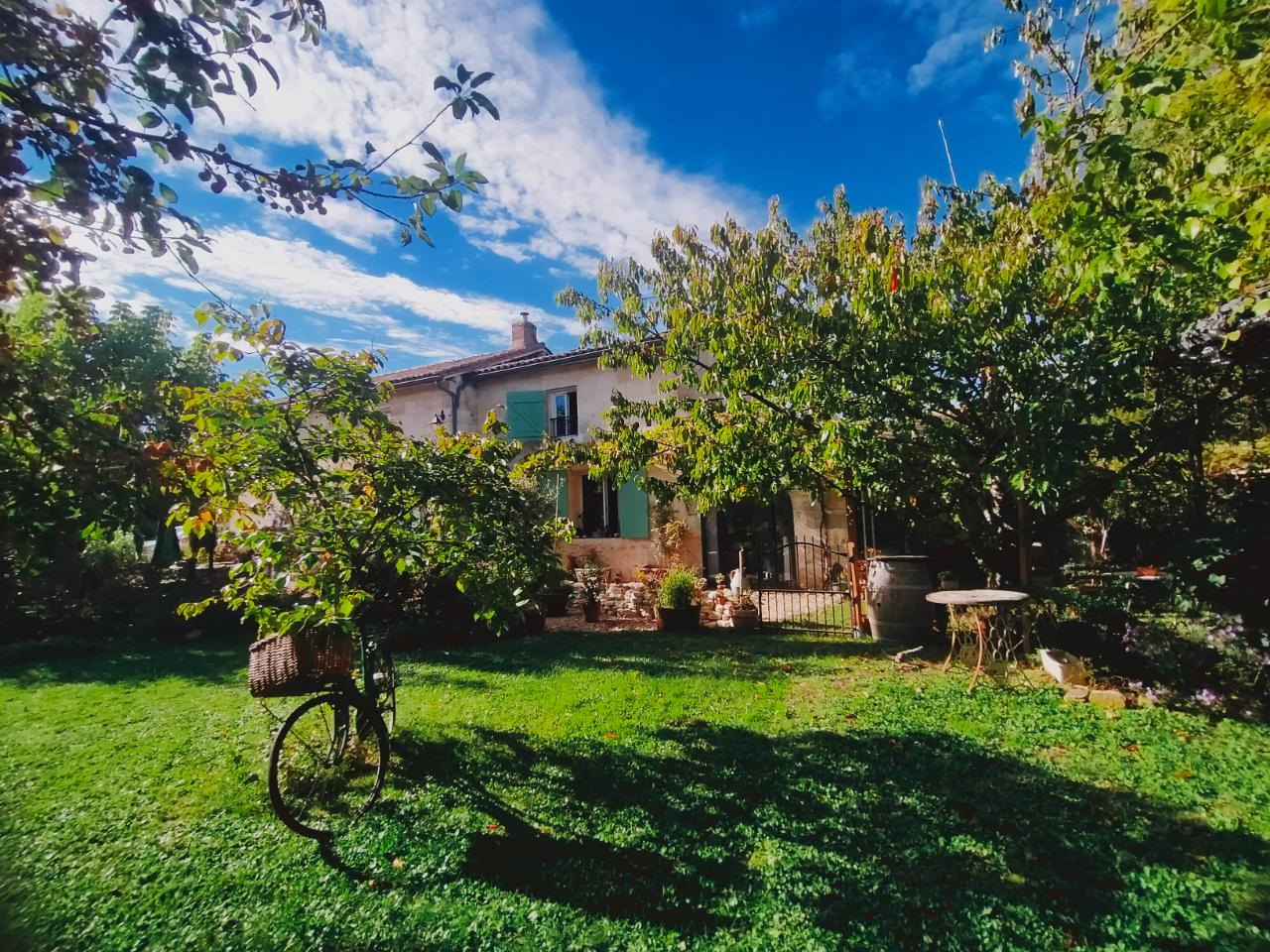 Hôte GreenGo: Gîte jardin du chay