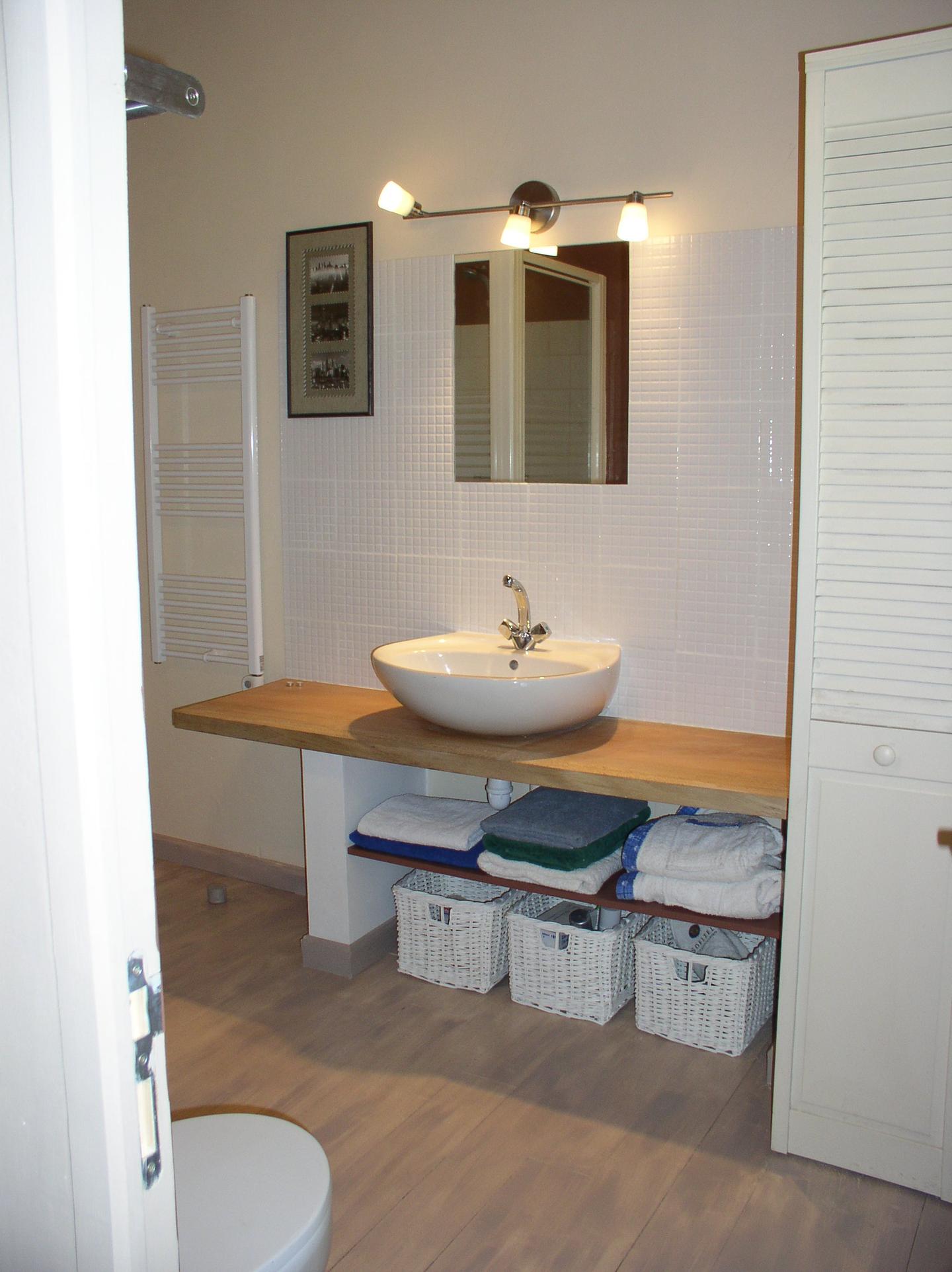 Logement GreenGo: Petite chambre avec salle de bain privative - Image 2