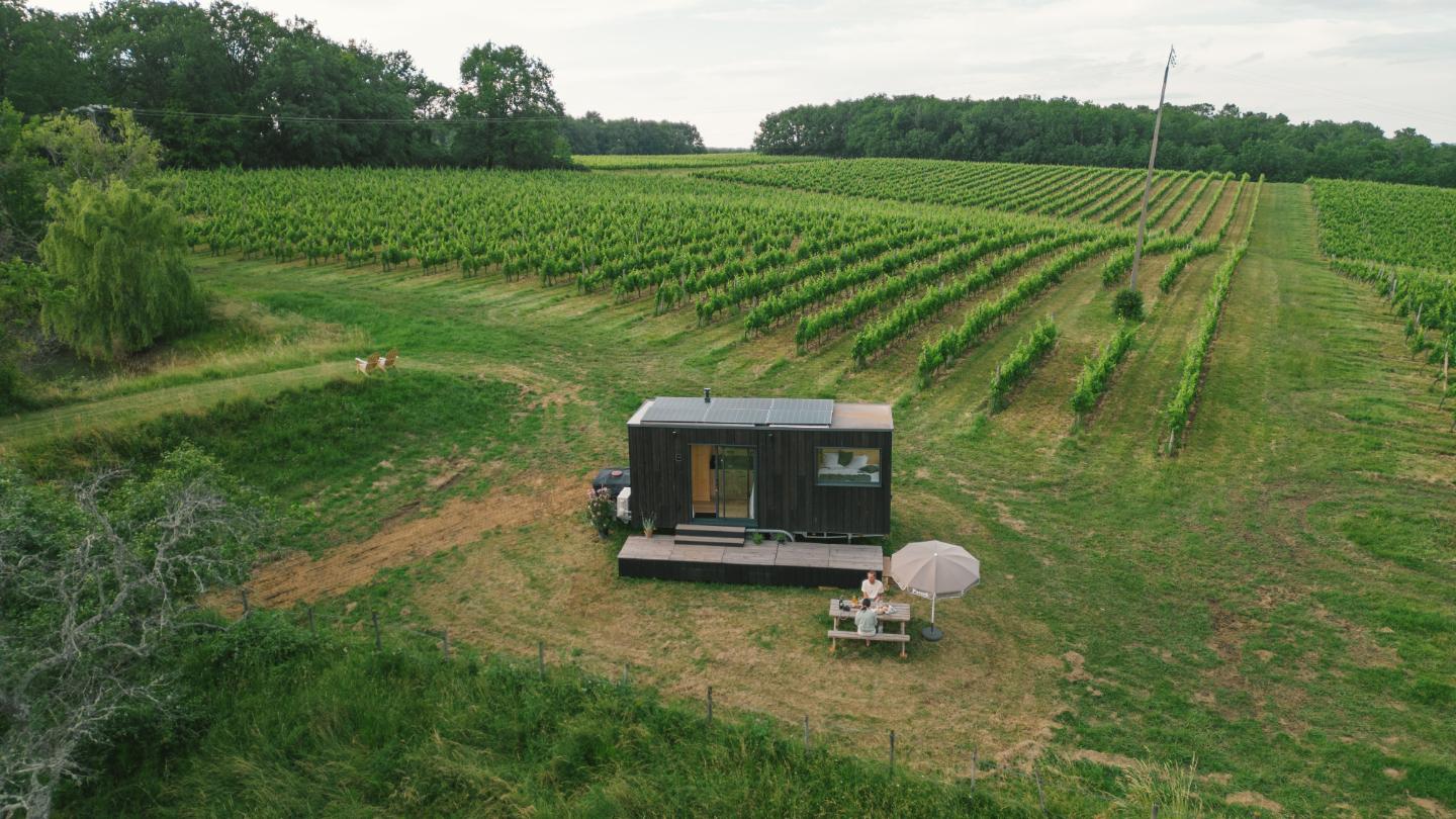 Hôte GreenGo: Parcel Tiny House - au domaine viticole du Château Couronneau dans le Périgord