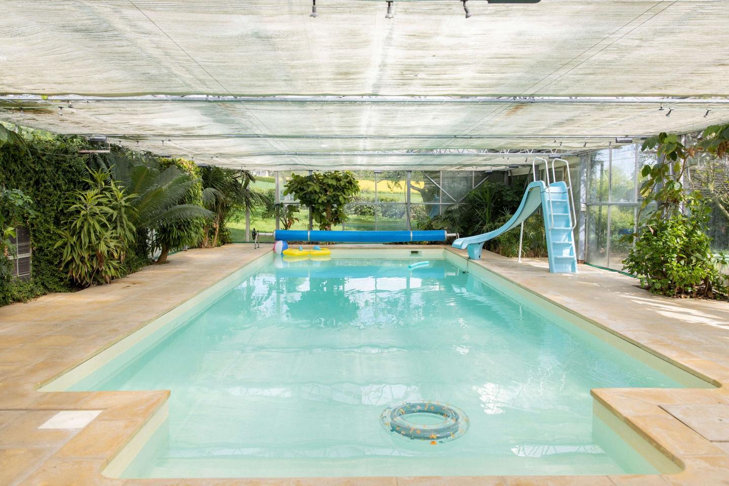 GreenGo Location maison 15 personnes avec piscine intérieure à 1h30 min de Paris
