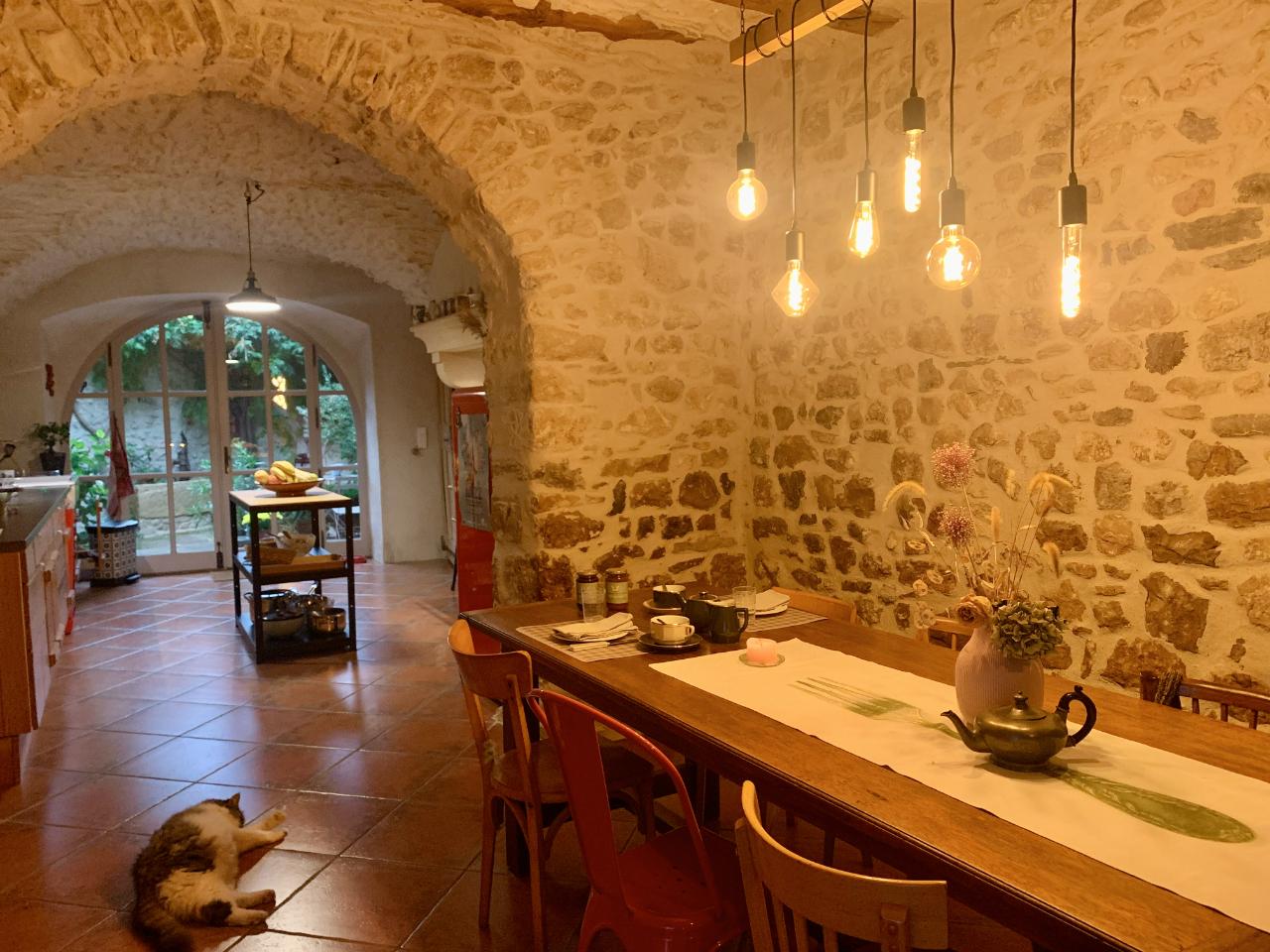 Hôte GreenGo: Maison de charme dans village authentique entre Nîmes et Uzès, proche du Pont du Gard - Image 8