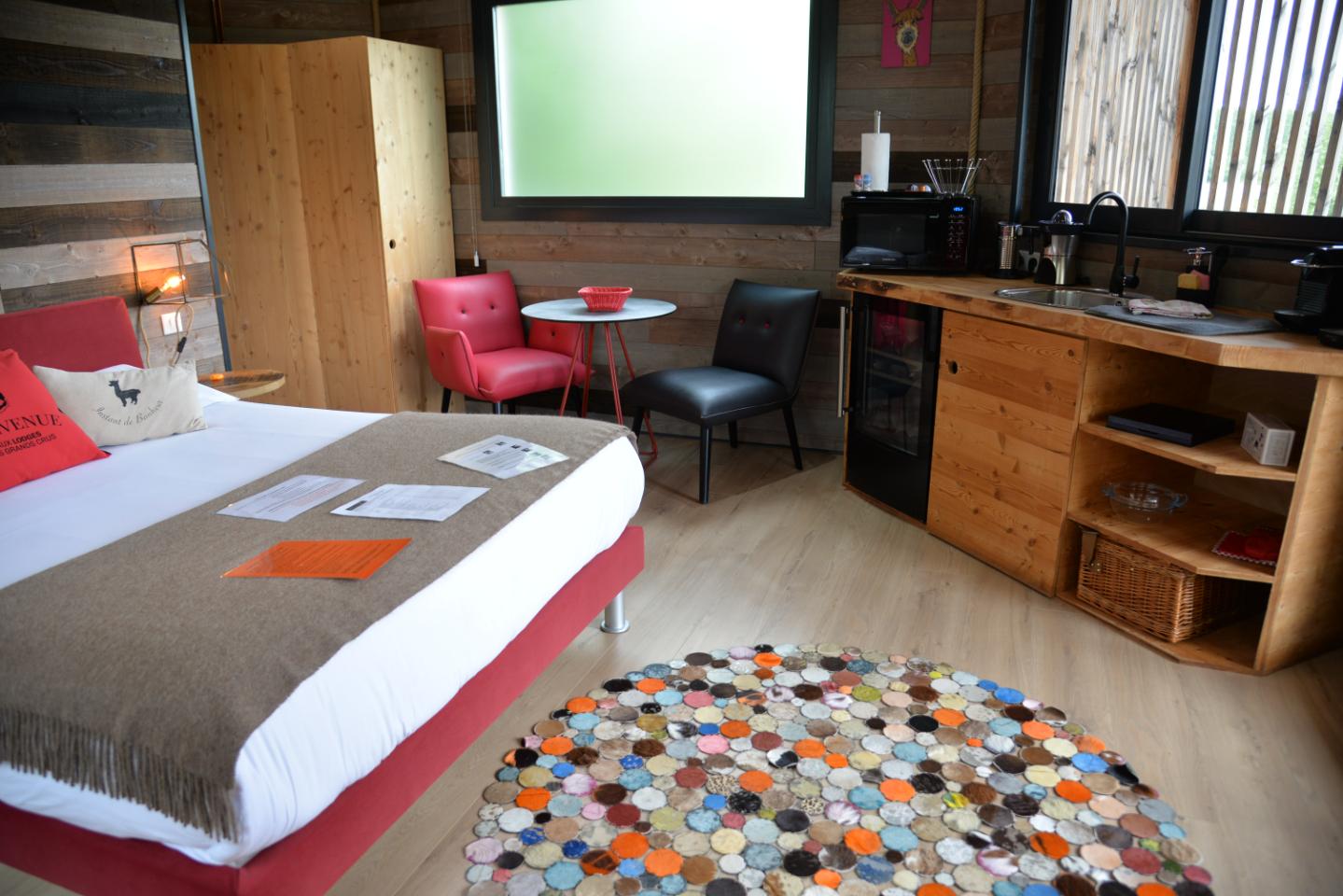 Logement GreenGo: Lodge perché avec son spa privé Vaudésir - Image 8