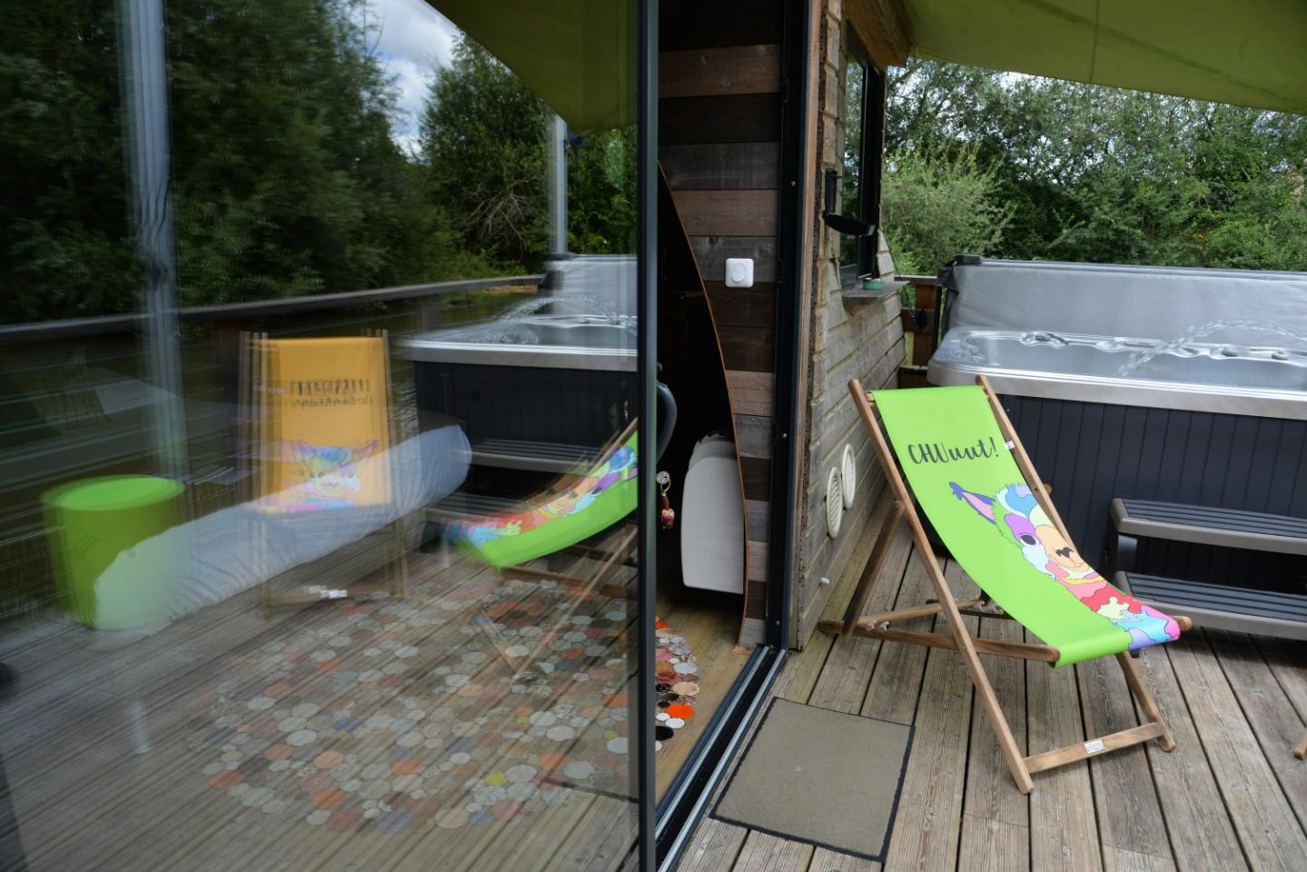 Logement GreenGo: Lodge flottant Grenouilles avec son spa privé - Image 14