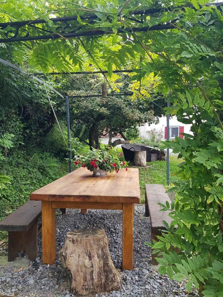 Logement GreenGo: Chambre de l'arbre doré et sa terrasse privative - Image 8