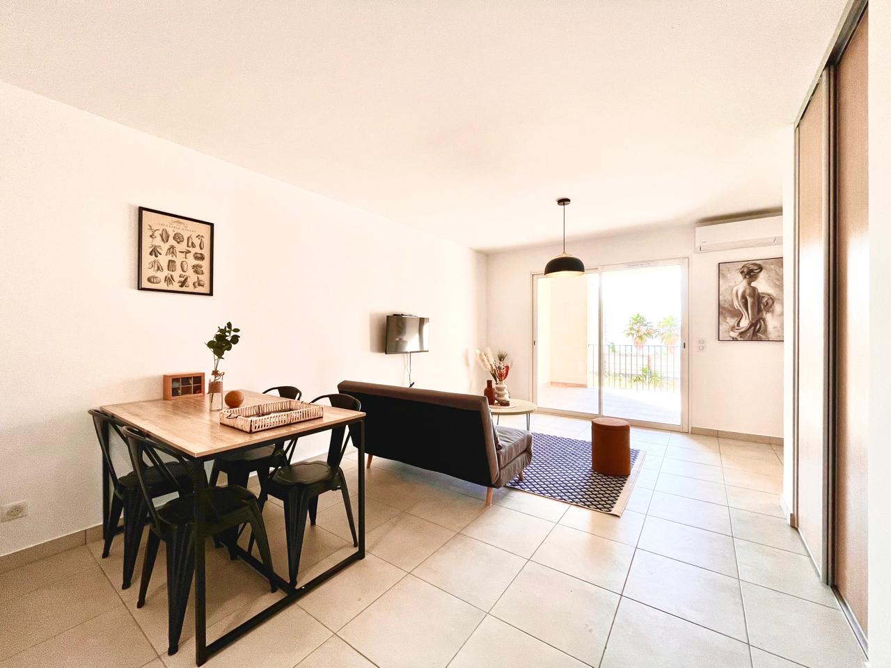 Hôte GreenGo: Appartement Neuf avec Terrasse St-Florent - Image 2