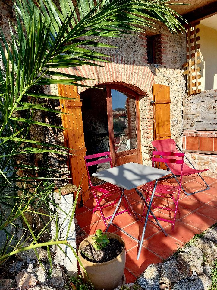 GreenGo Beau studio avec terrasse aux pieds des Albères