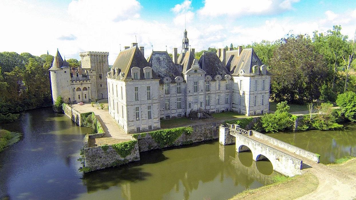 Logement GreenGo: Chambre médiévale dans la forteresse du Château de Saint-loup sur Thouet - Site exceptionnel Classé - Image 4