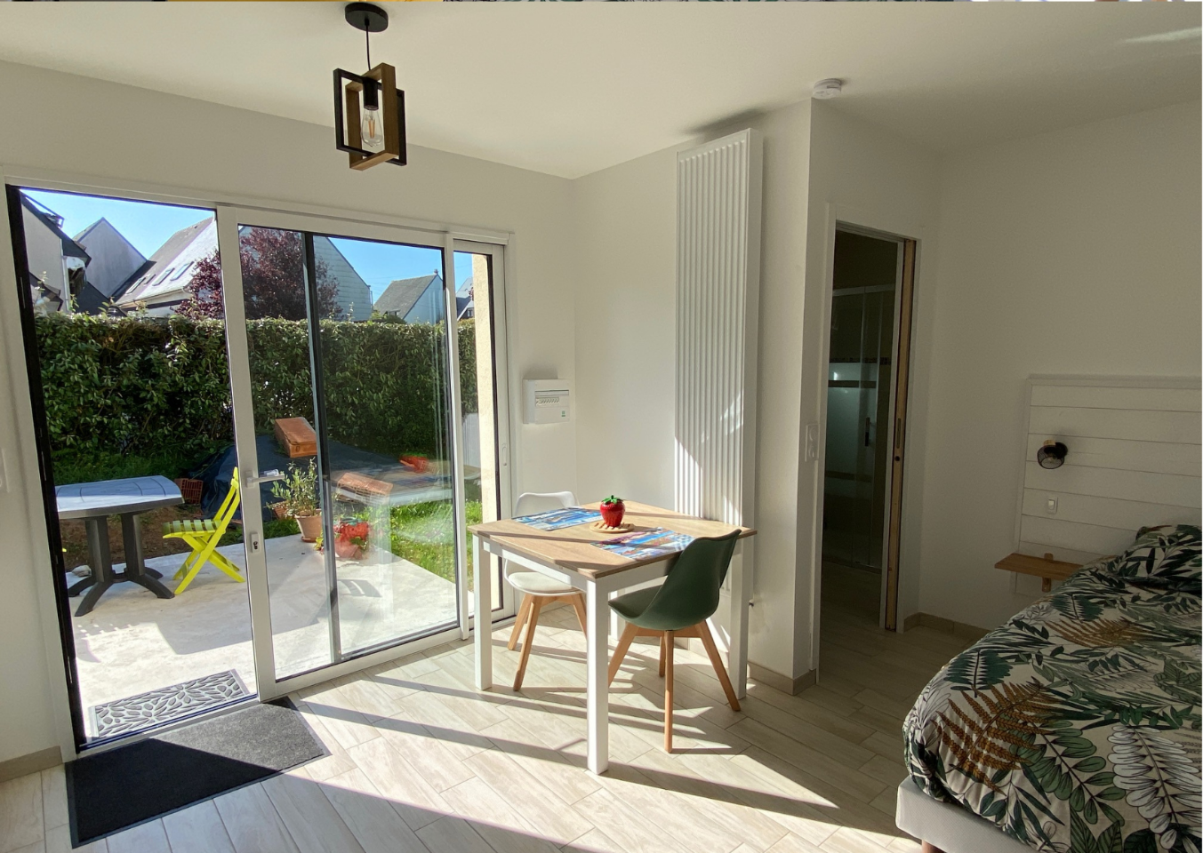 Hôte GreenGo: 🍓 Charmant studio meublé classé 2* avec jardin et terrasse au sud & au calme pour 2p - Image 4