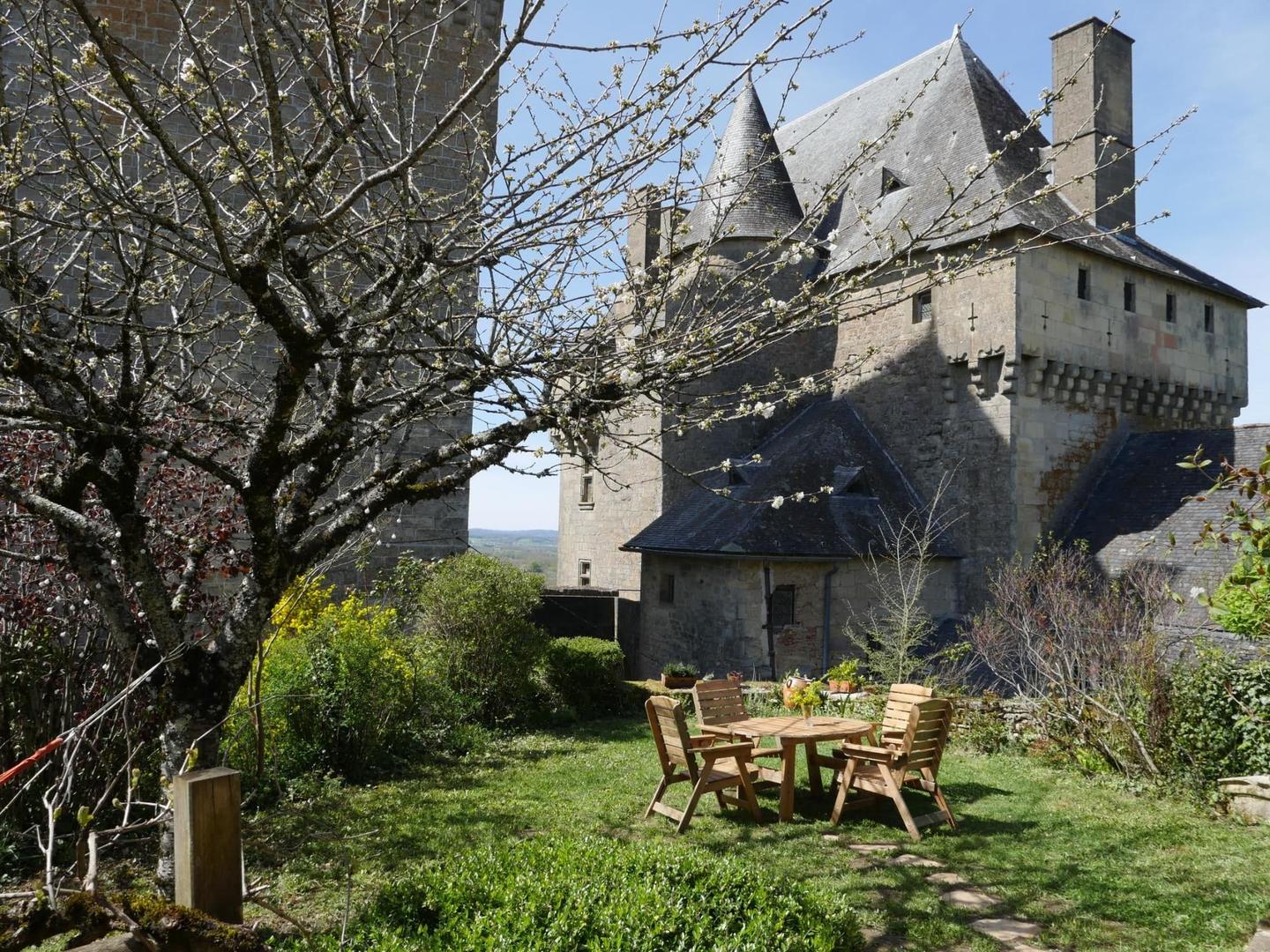 Hôte GreenGo: Rez-de-Château : maison en Périgord vert