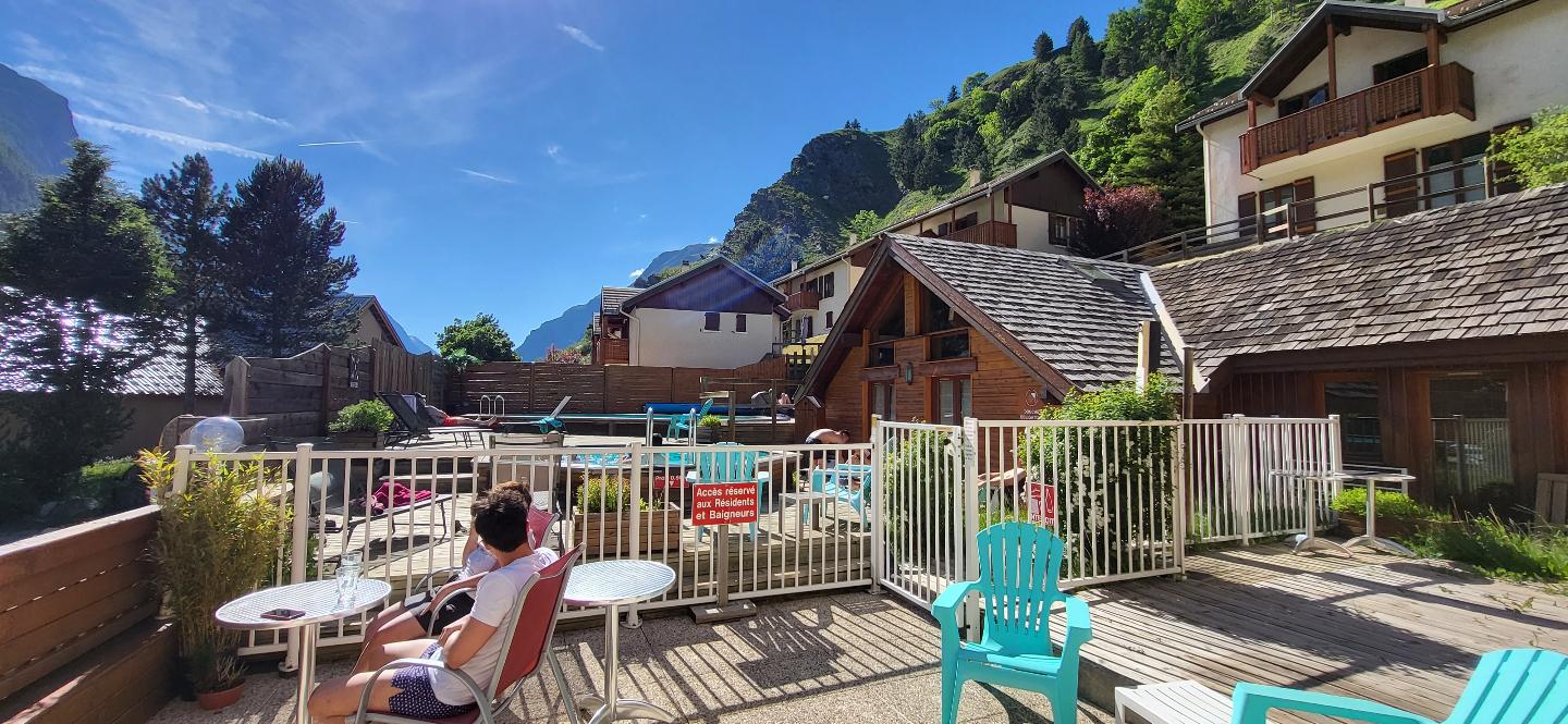GreenGo Mountain Lodge in Alps - Panoramic Village