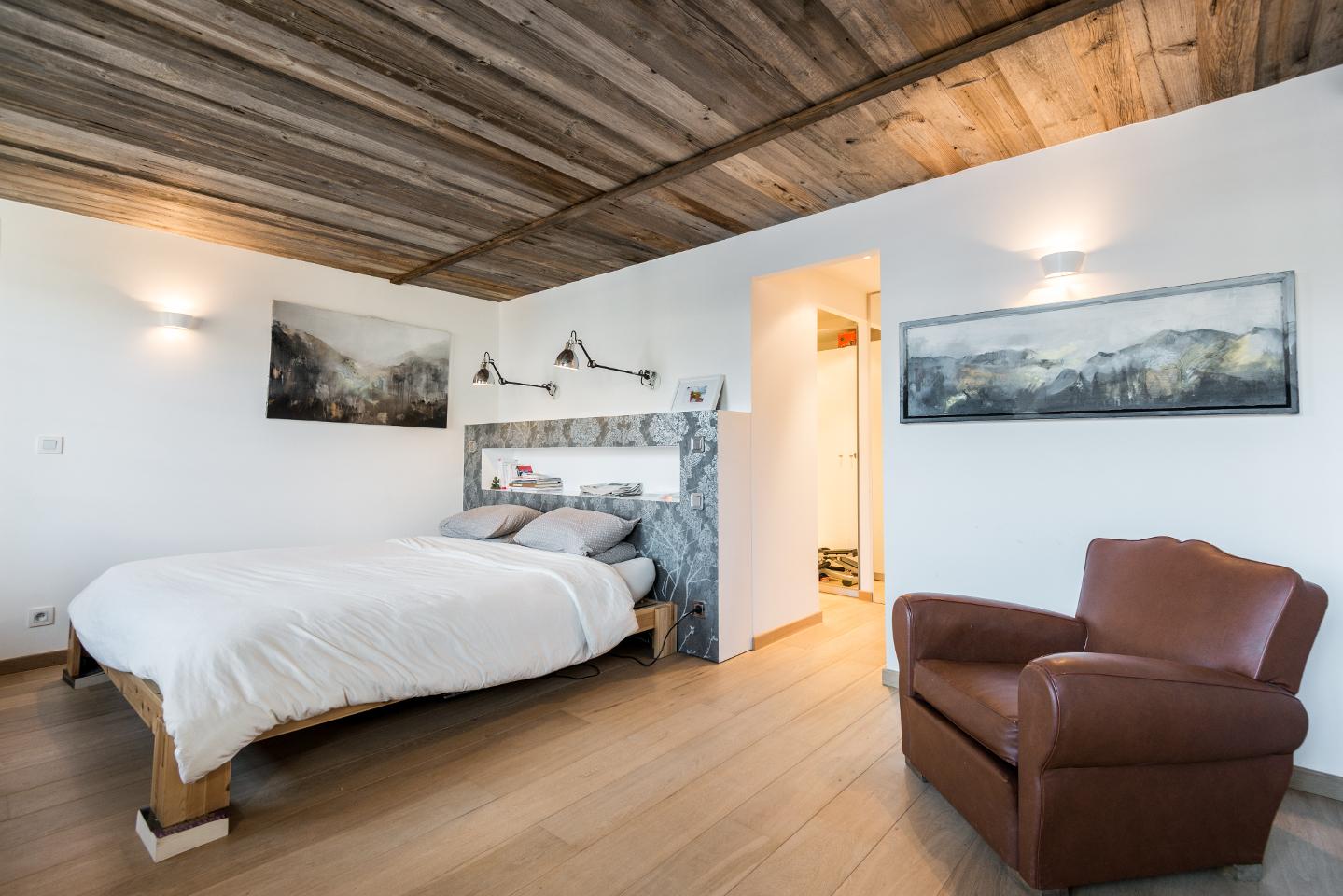 Hôte GreenGo: Appartements 60m2 et 150m2 modernes dans un typique chalet de famille - vue Mont Blanc & terrasse - Image 12