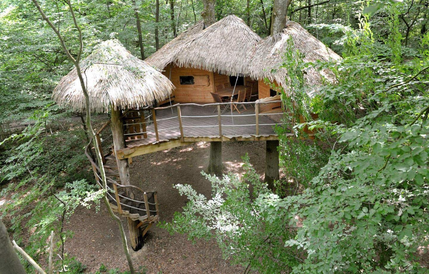 Hôte GreenGo: Les cabanes dans les arbres de Fontaine-Châtel