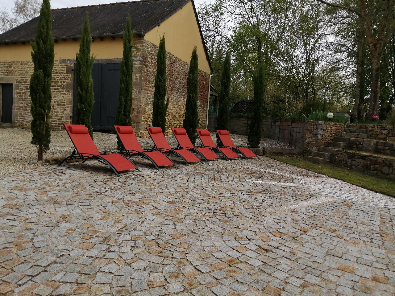 GreenGo Gite de Charme famille avec poêle à bois, jardin, sauna