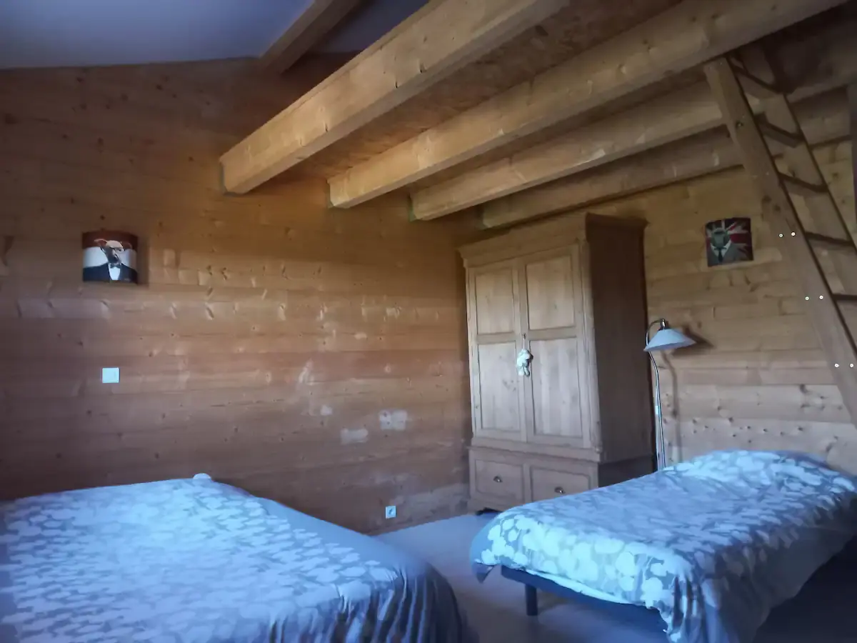 Logement insolite Ardèche À la campagne